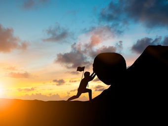 Cultivating a Growth Mindset: Embracing Challenges in Sports and Life