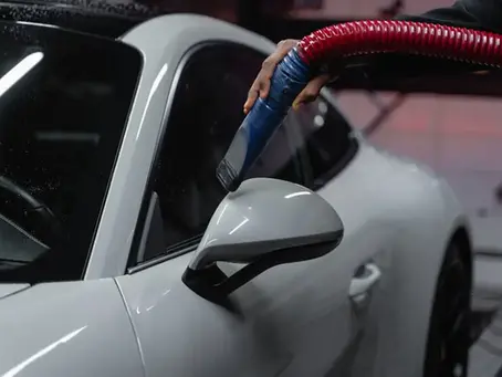 Why Is Safe Glass Important in Windshield Replacements?