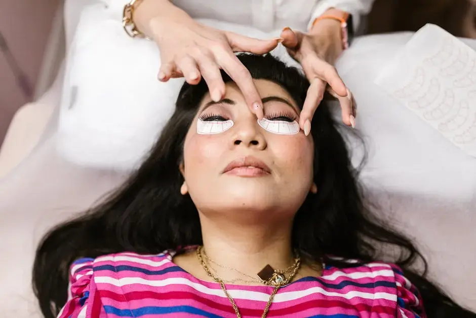 What Should I Know About Eyelash Extensions in Queens?
