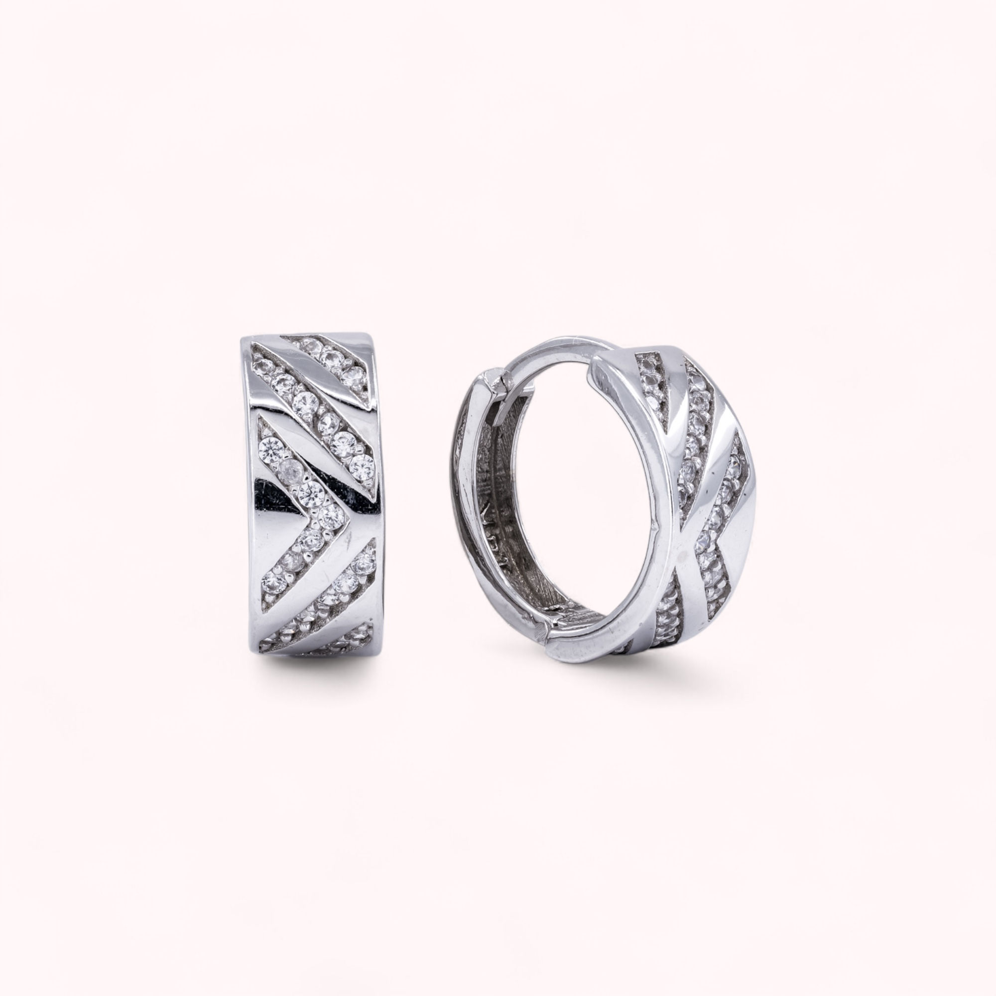 JunDesignandCop-gold earrings - GE0148-3-Photoroom.jpg