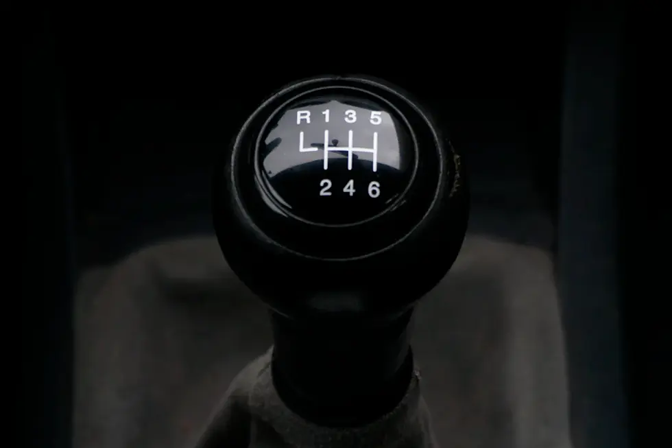 Kfz-Gutachten und Fahrzeugbewertung: Unterschiede und Gemeinsamkeiten