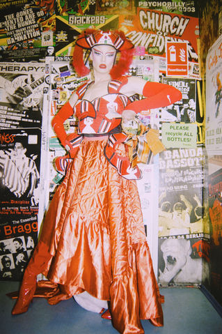 Therapy capsule collection "waste is privilege" show at the SO36