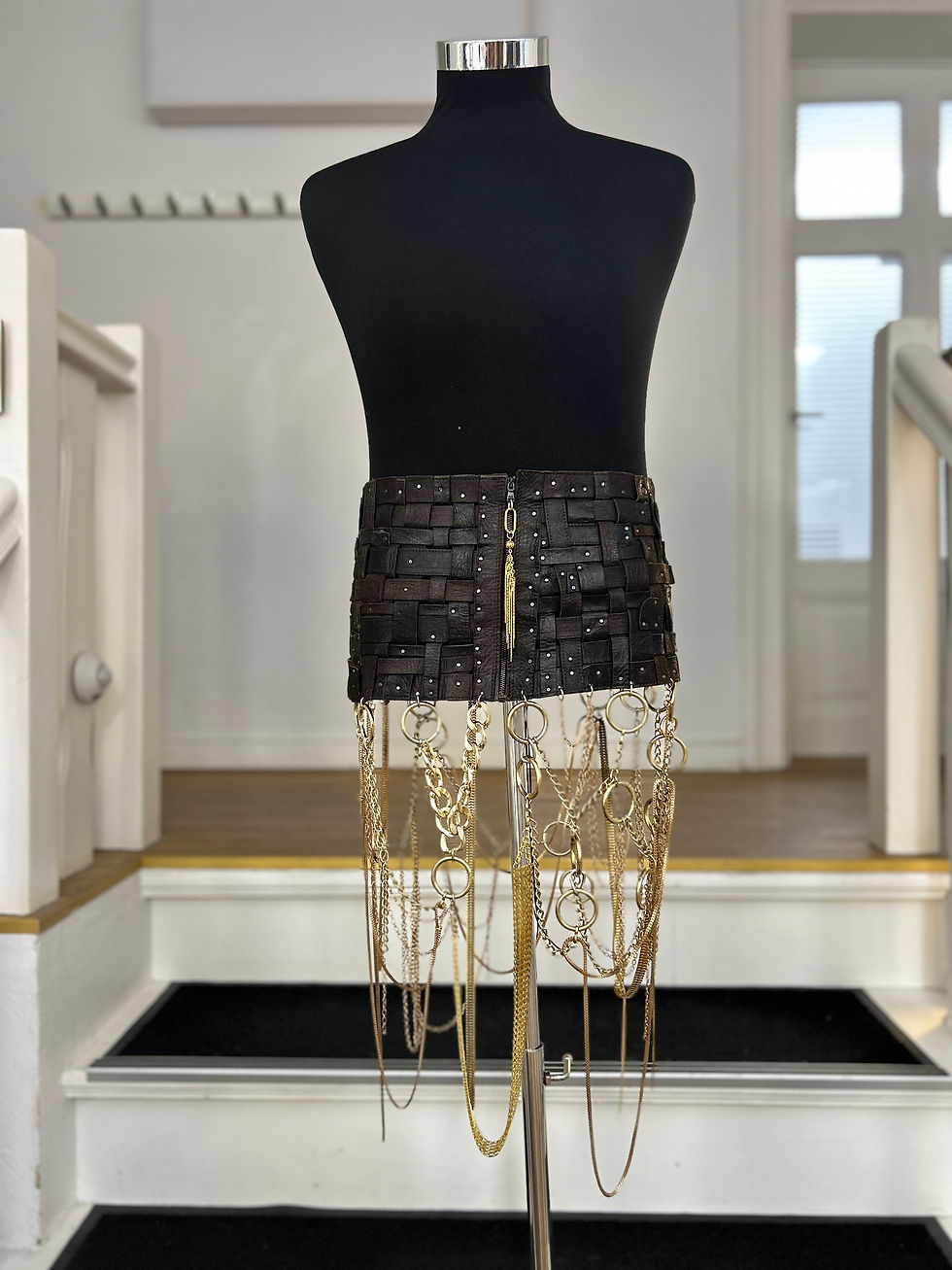 Thumbnail: Accessory Skirt Golden Rain