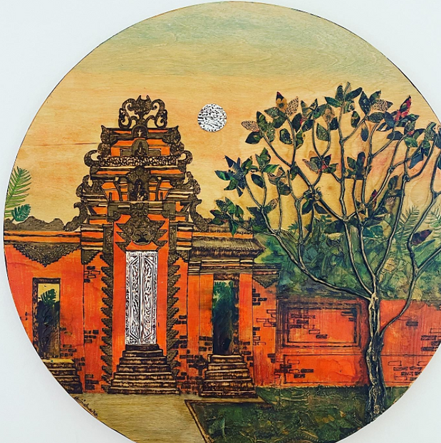 Ubud Palace 50cm Round.PNG