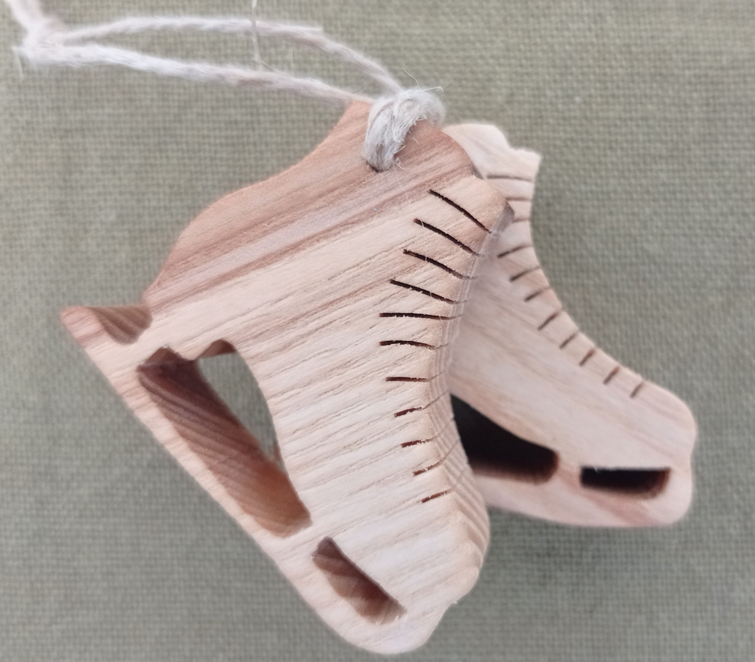 Paire de petits patins