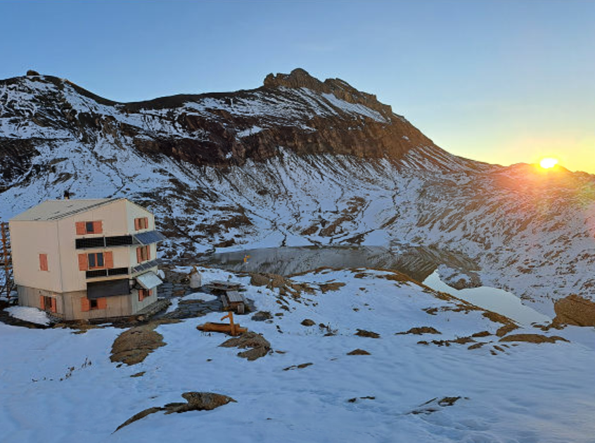 La cabane est actuellement gardiennée !