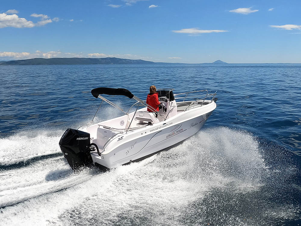 Bluline 21 von Adriatic Boats