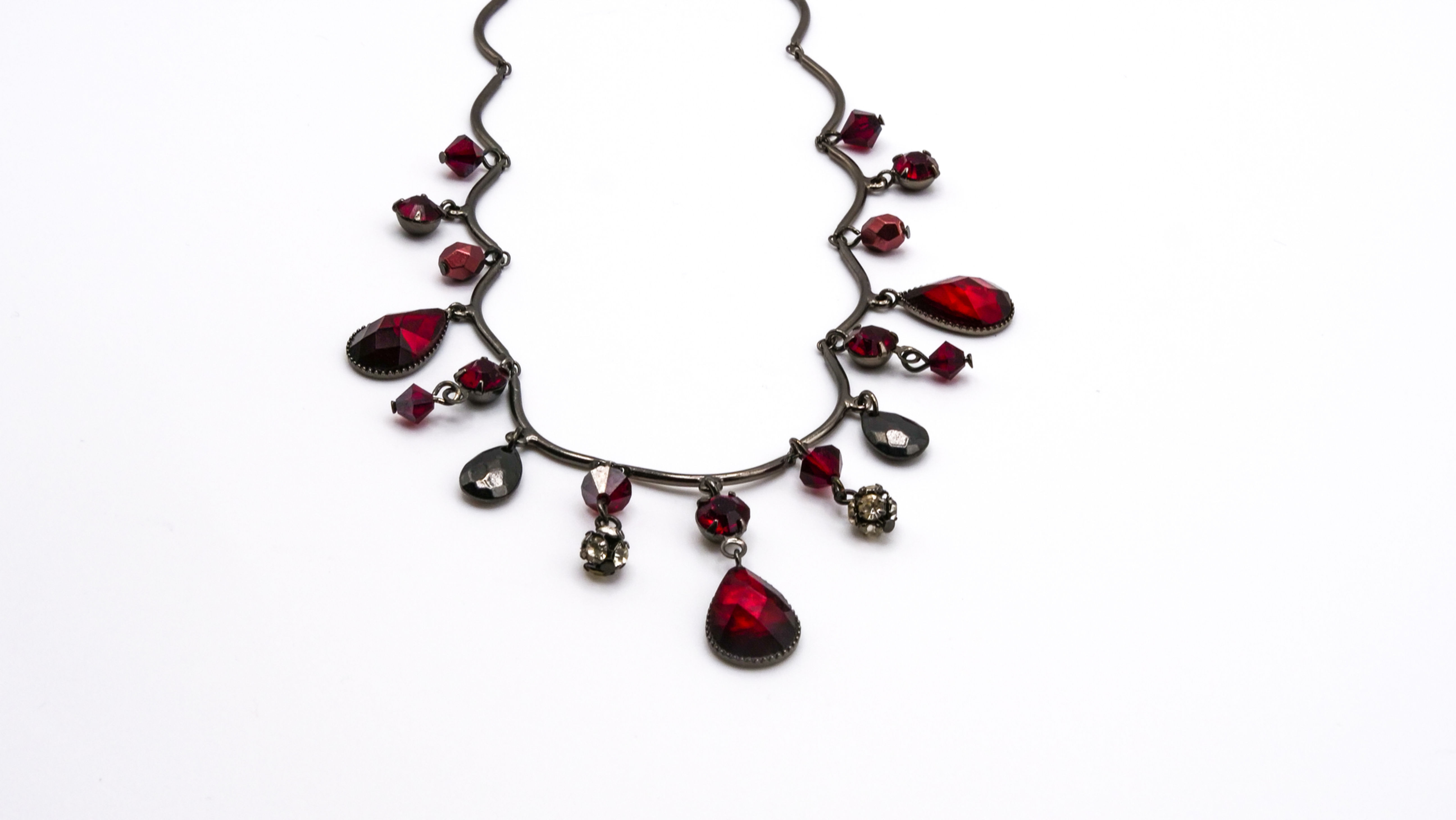 Gunmetal and Red Drop Necklace – M&S