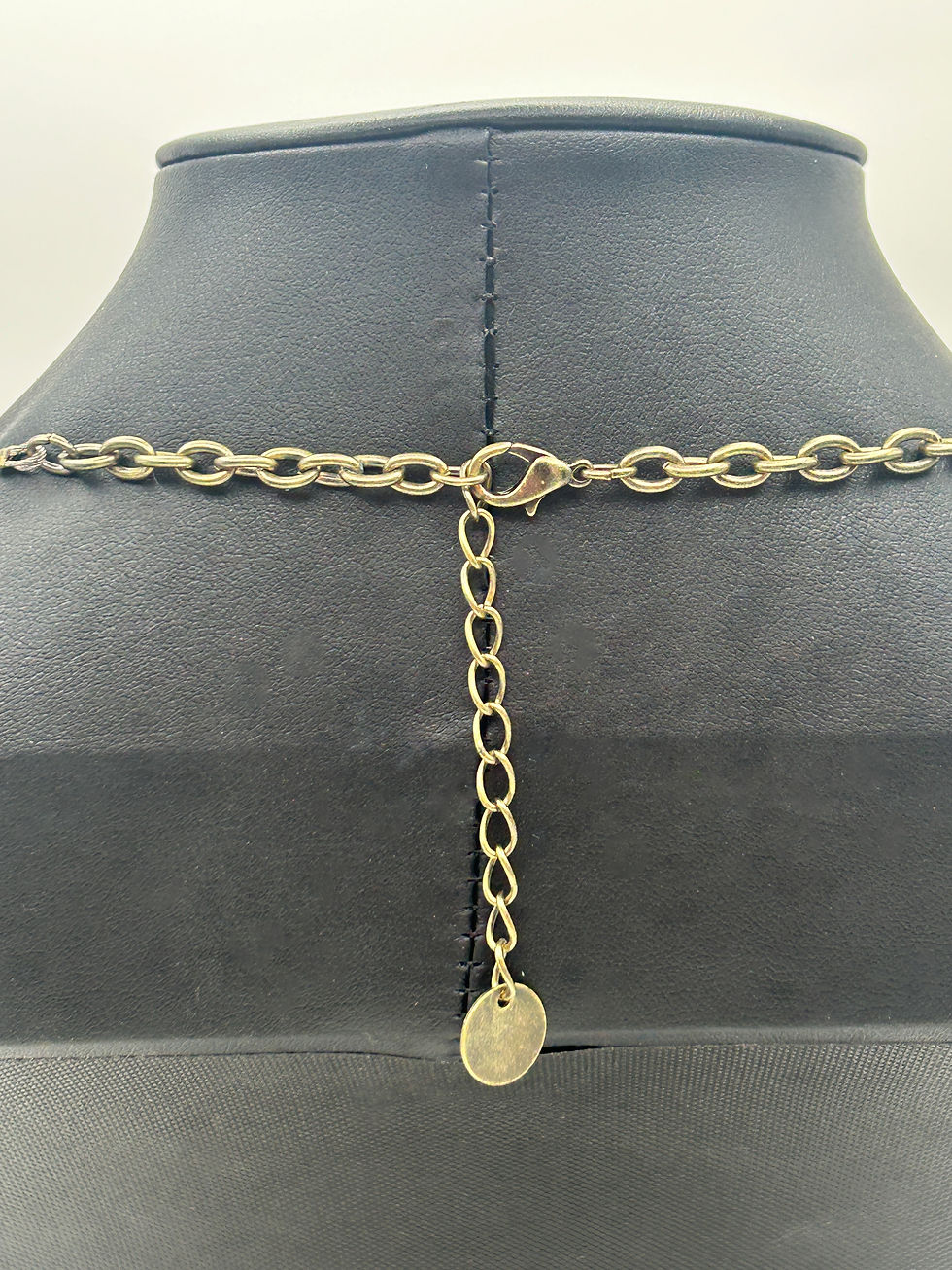 Thumbnail: Graduated Red Resin Pearlescent / Metallic Disc Necklace