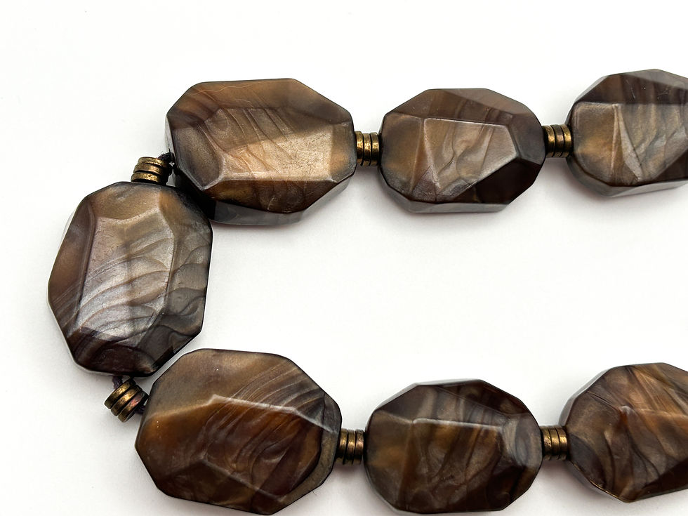 Thumbnail: Vintage Brown Metallic Shimmer Marble-Effect Faceted Acrylic Nugget Necklace