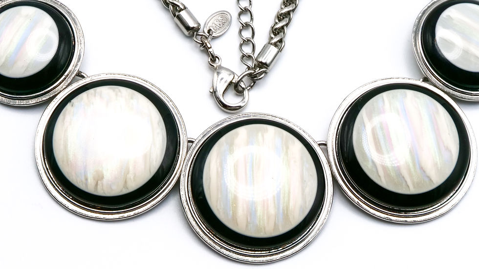 Mother of Pearl Disc Necklace (1990s) M&S