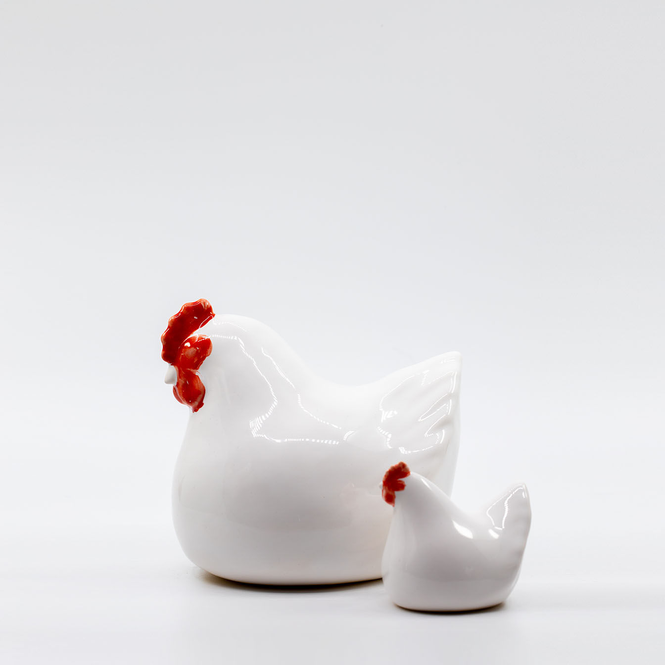 JEHN CERAMIKA Handmade Big White Hatching Hen (18cm tall)