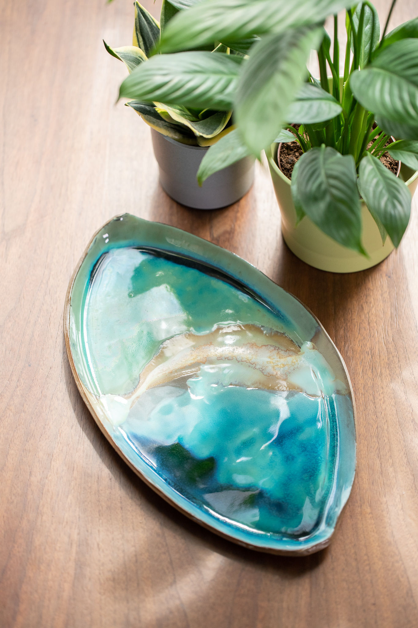 MUA Studios Wave Series Handmade Large Wave Plate