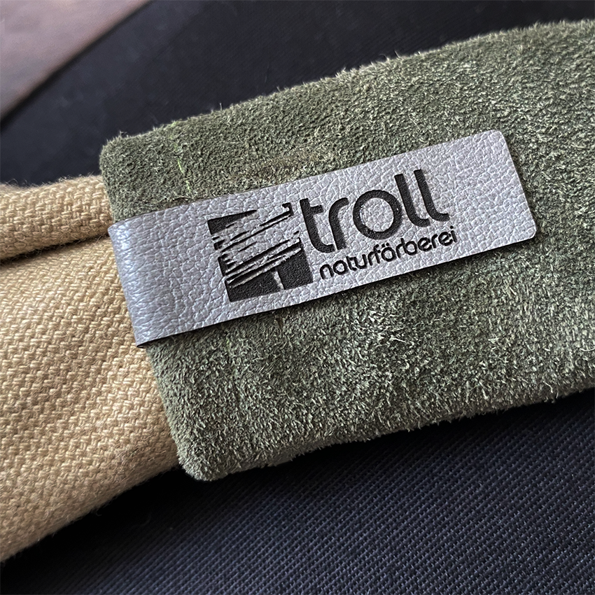 Thumbnail: # 23053 Pomegranate and Yarrow Origami Bag