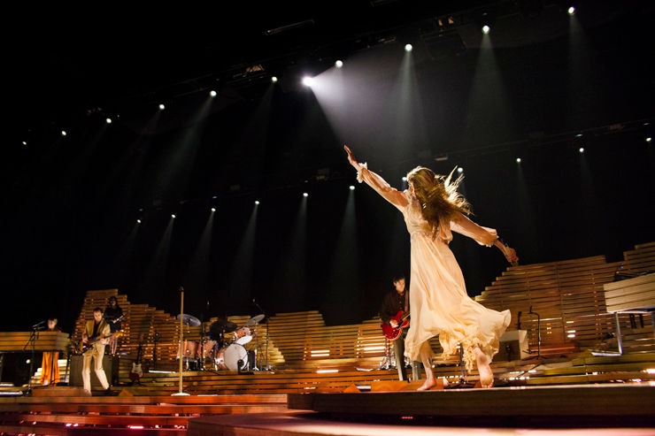 Florence + The Machine at Brighton Centre, photo by Gili Dailes