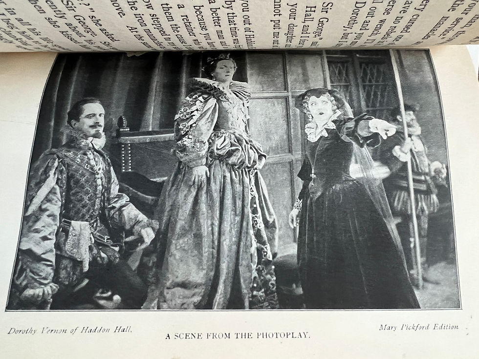 Miniatura: DOROTHY VERNON OF HADDON HALL (1924) US Photoplay Edition Book