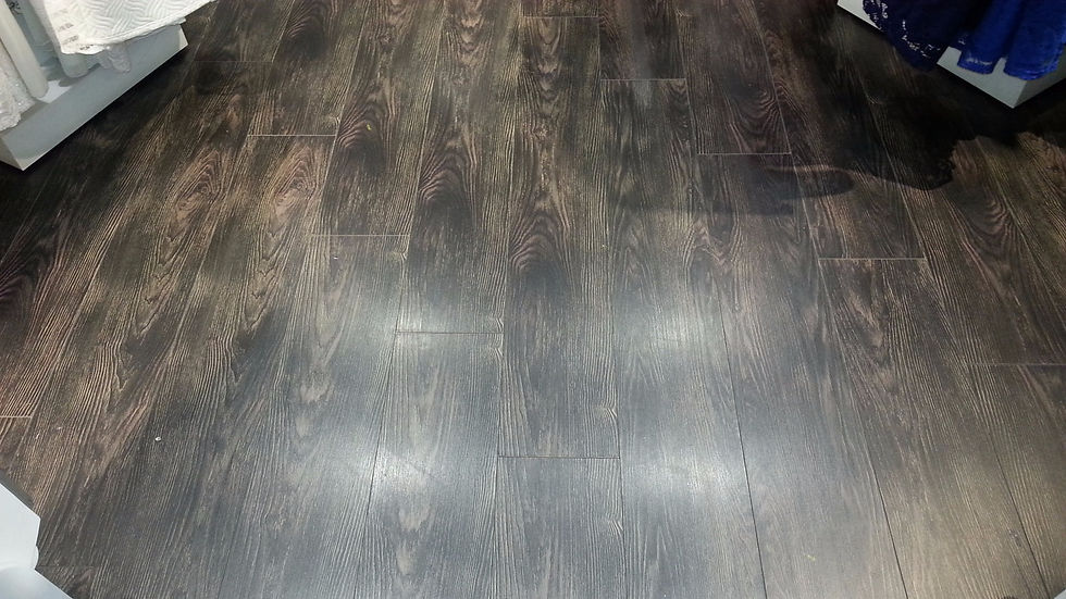 Piso Laminado HDF Tráfico pesado 8mm
