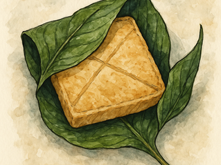 A piece of lembas bread wrapped in a mallorn tree leave