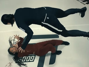 Marie Moreau Lifting Jordan Li