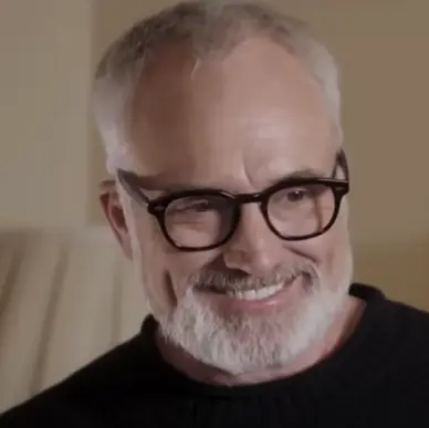 Bradley Whitford as Dean Armitage