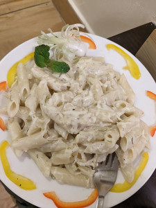 Pasta with an onion flower at Nainital