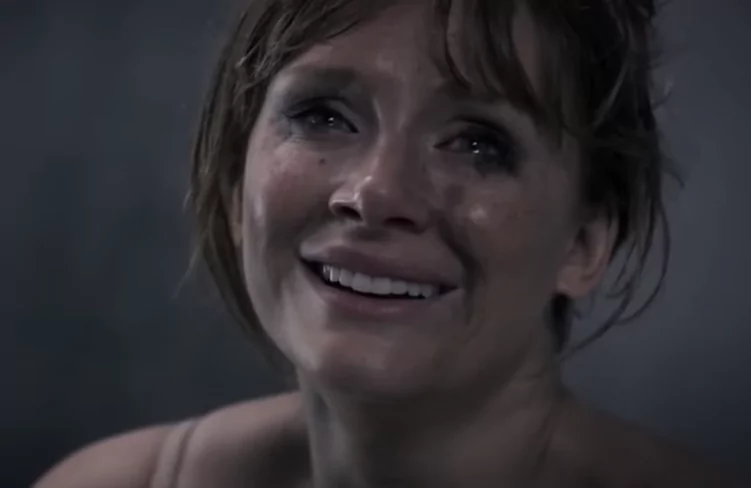  Bryce Dallas Howard as Lacie Pound in Nosedive episode
