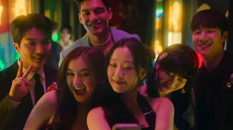 Anna Cathcart as Kitty, Anthony Keyvan as Quincy, and Gia Kim as Yuri Han