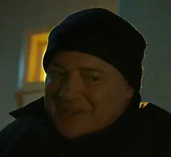 Brendan Fraser as police officer Farful in Brothers Movie