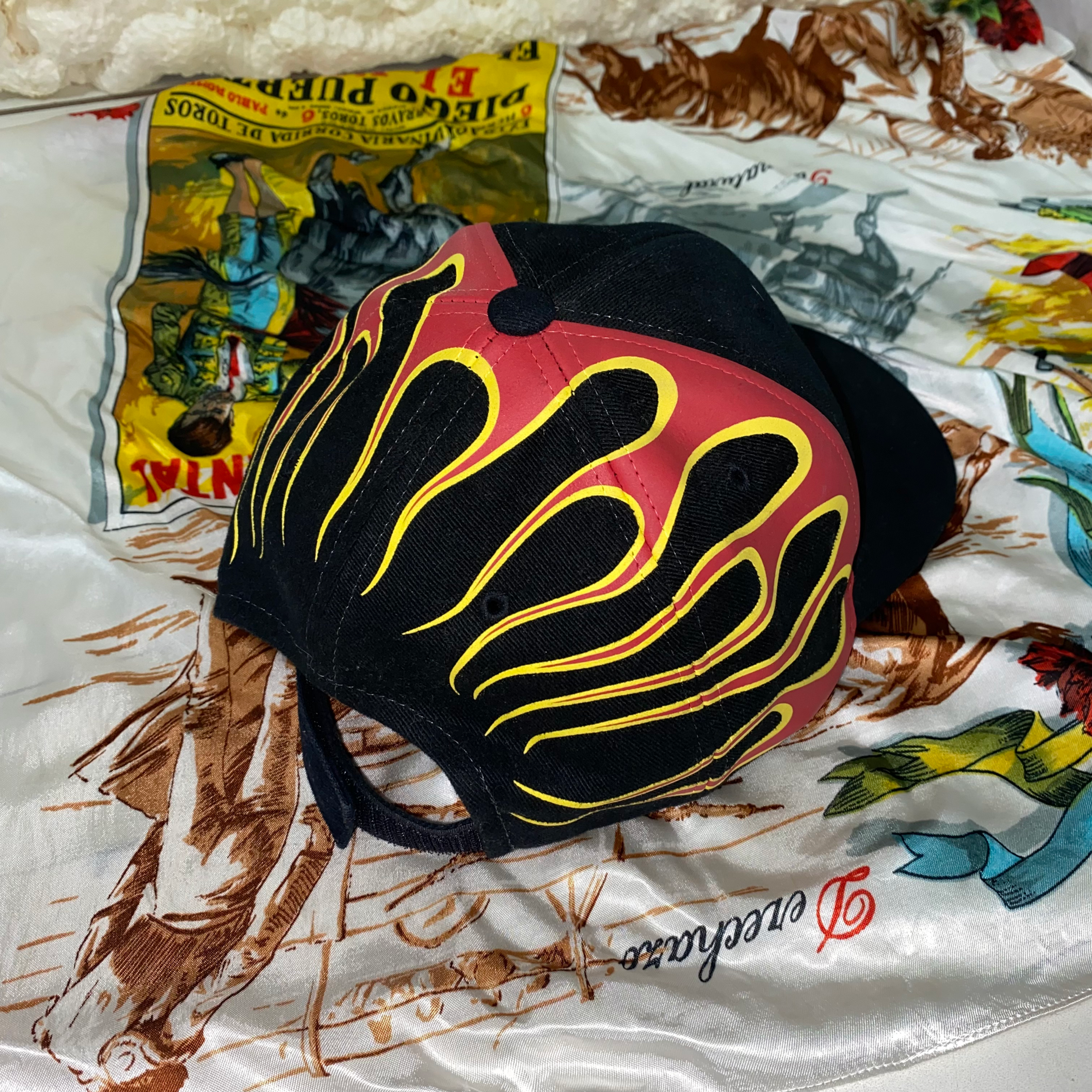 Magic Headwear Flames Snapback 