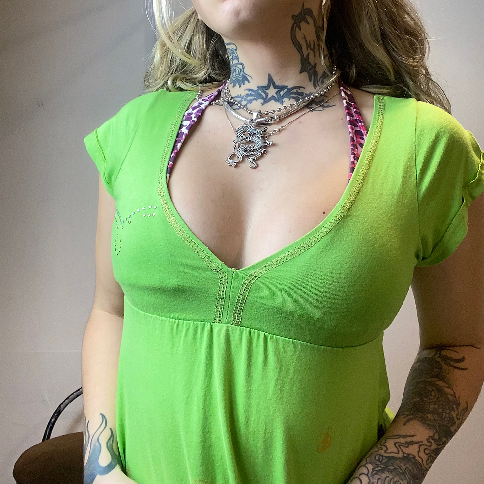 Miniatura: Blusinha Y2K