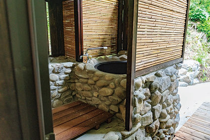 昭和の宿こみの五右衛門風呂