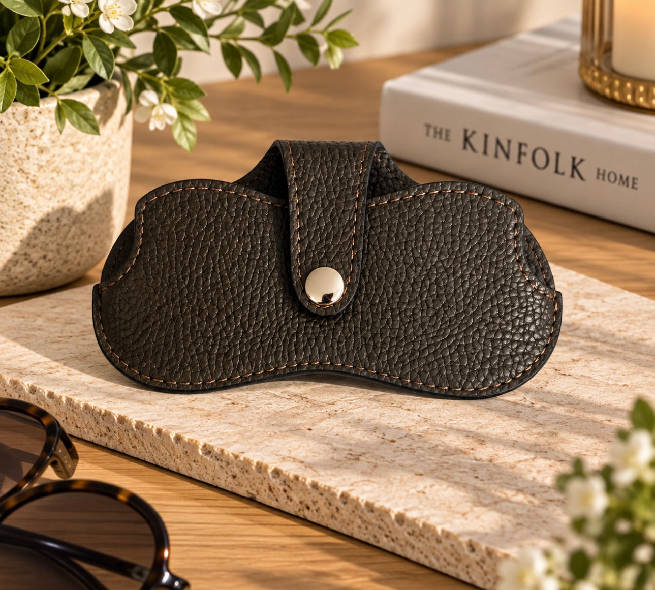 SOFT LEATHER GLASSES CASE IN CHOCOLATE