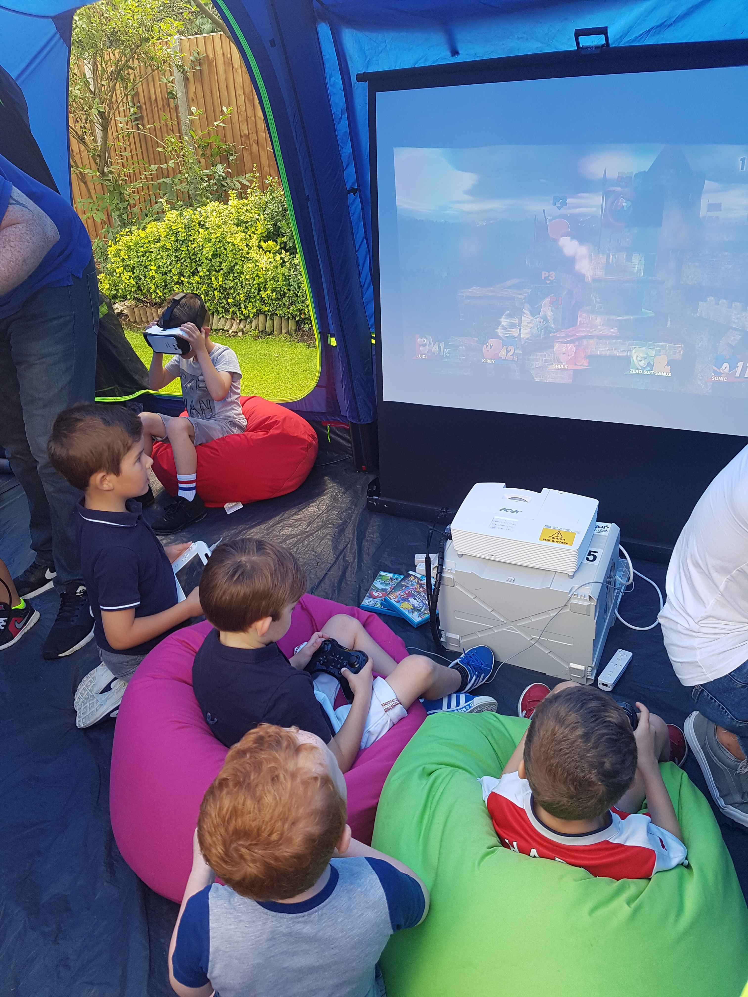 Pop Up Arcade — kids' party venue in London