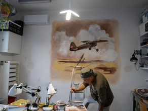 Mural w Siedlisku ku czci kpt. pil. Wacława Króla – bohatera polskiego lotnictwa 