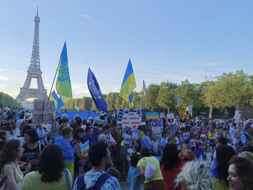 "Роберт Бадінтер хотів, щоб суди деконструювали фальшиві алібі, висунуті Путіним".