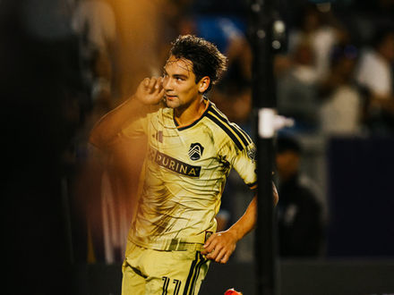 St. Louis aprovecha el mal momento del Galaxy y gana en Carson