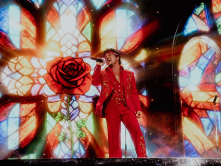 Bruno Mars conquista Soldier Field con una noche retro 
