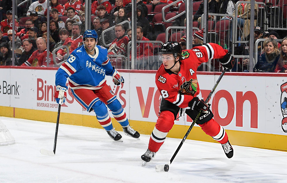 Blackhawks superan a Rangers con actuación decisiva de Bedard