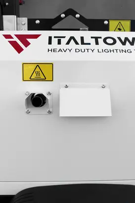 Scarico della torre faro Smart di Italtower