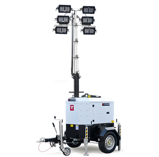 La Torre Faro Mantis Pro RT-M con palo idraulico e serbatoio di Italtower (Padova) è adatta per usi prolungati come cantieri, eventi e situazioni di emergenza, grazie al carrello stradale.