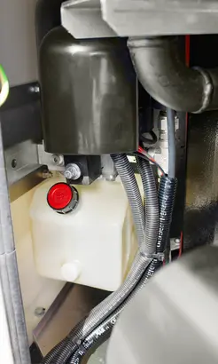 Tanica olio interna della torre faro Mantis di Italtower