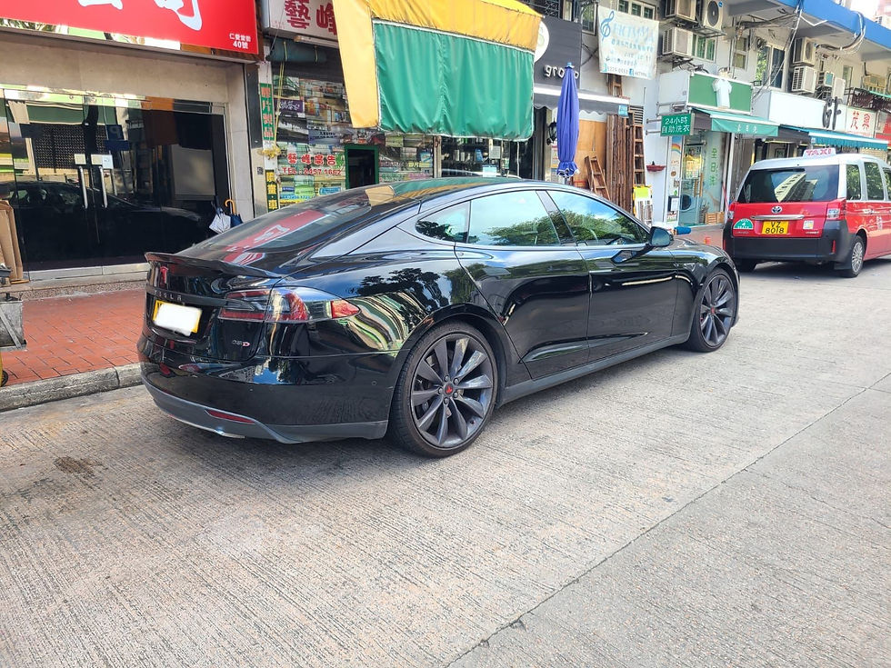 縮圖：2015 Tesla Model S 85D