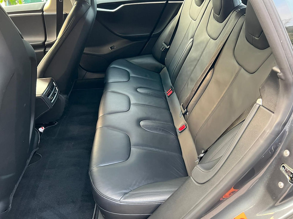 縮圖：2014 Tesla Model S 85