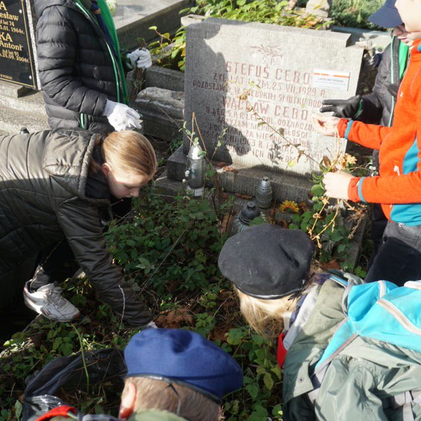 Służba na ząbkowickim cmentarzu