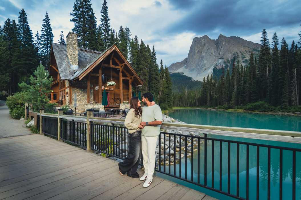Couple photoshoot Emerald Lake