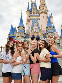 556497758_18532235290010221_1688813006496688243_n