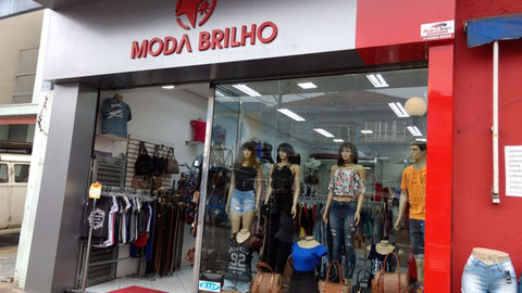 Fachada de Farmacia-ACM-Luminoso-Guarulhos-SP98&