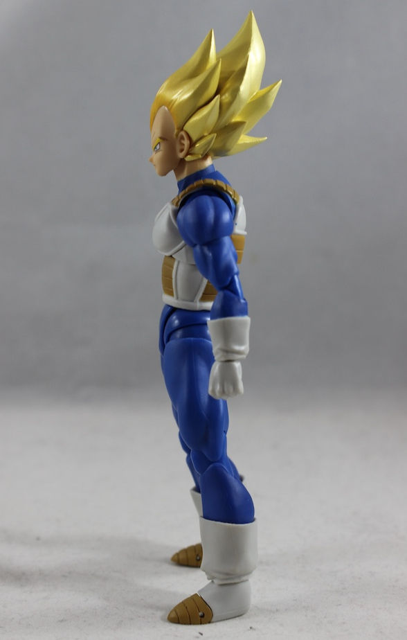 I am loving the details on his hair.