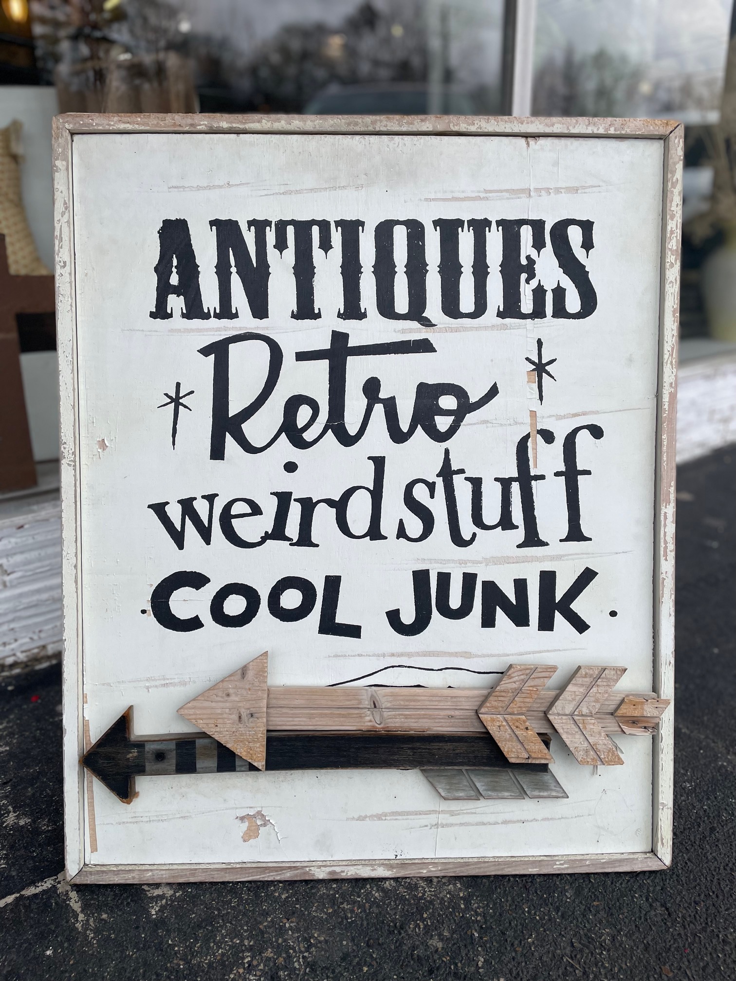The Vintage Collective logo