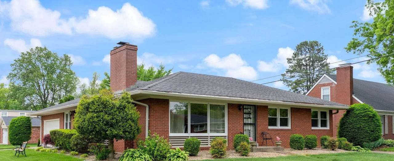 Brick house in Louisville, KY for sale as-is for cash